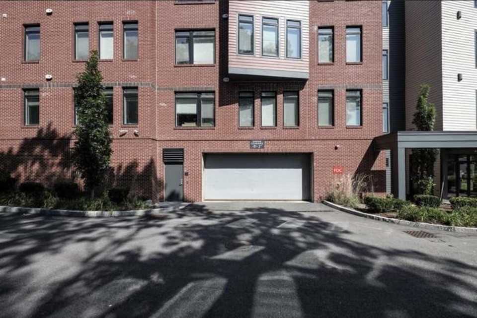 4945 Washington Street - Photo 2 of 11