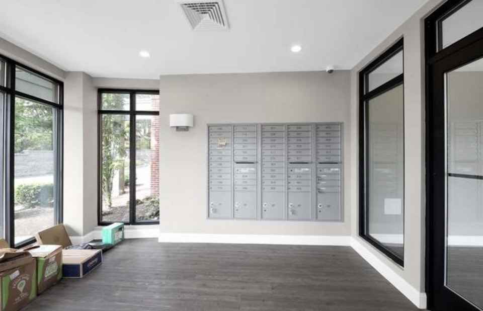 4945 Washington Street - Photo 3 of 11