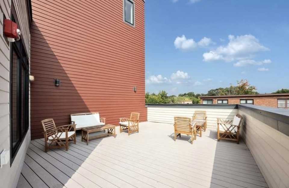 4945 Washington Street - Photo 5 of 11