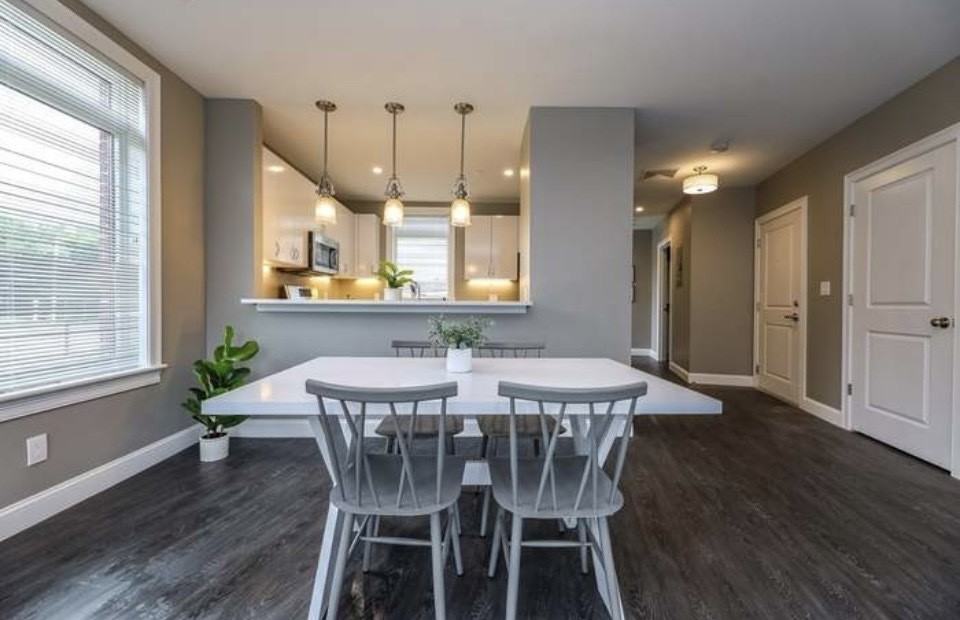 4945 Washington Street - Photo 7 of 11