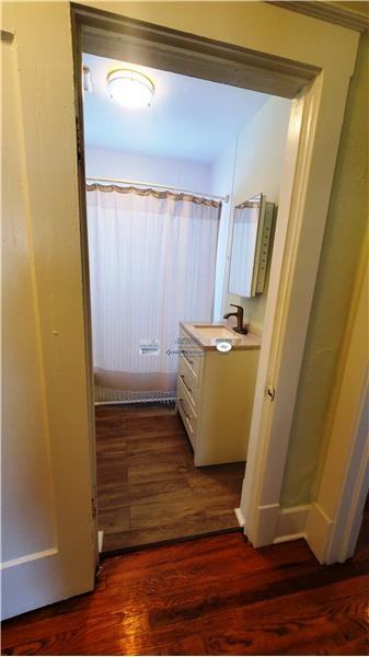 1121 Edison Ave - Photo 7 of 47