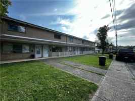 featured image of 205 Putnam Ln #2