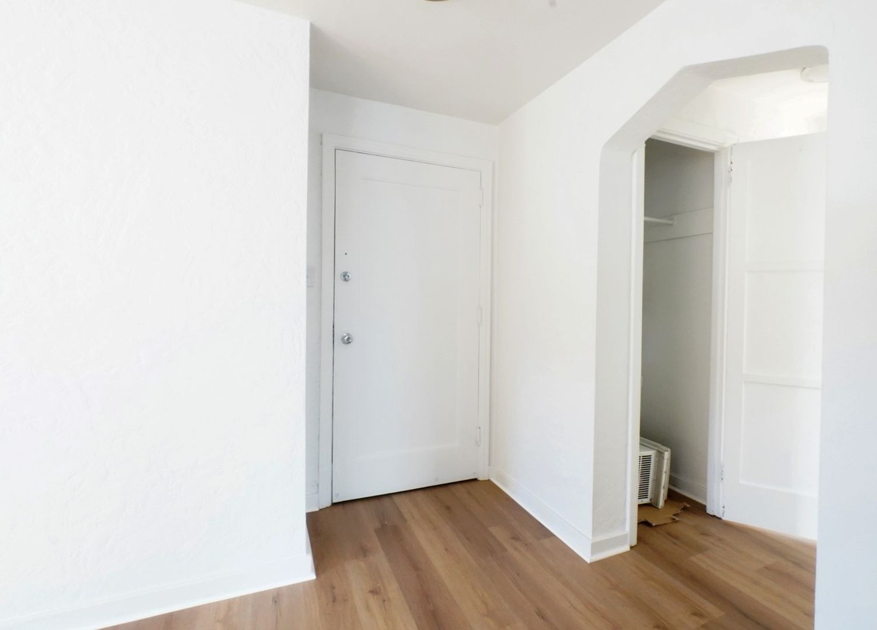 330 Greenlee Road - Photo 5 of 13