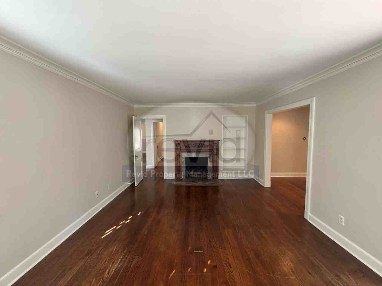 187 Picardy Pl - Photo 3 of 22