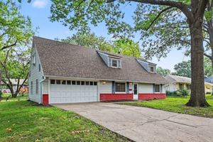 featured image of 5608 W 101st St