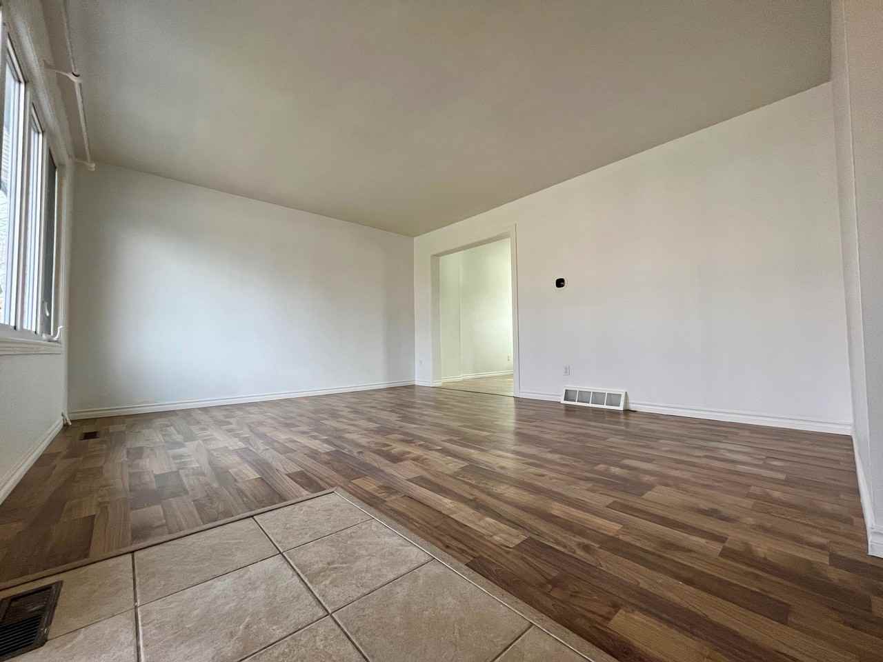 12 Athlone Crt - Photo 3 of 22