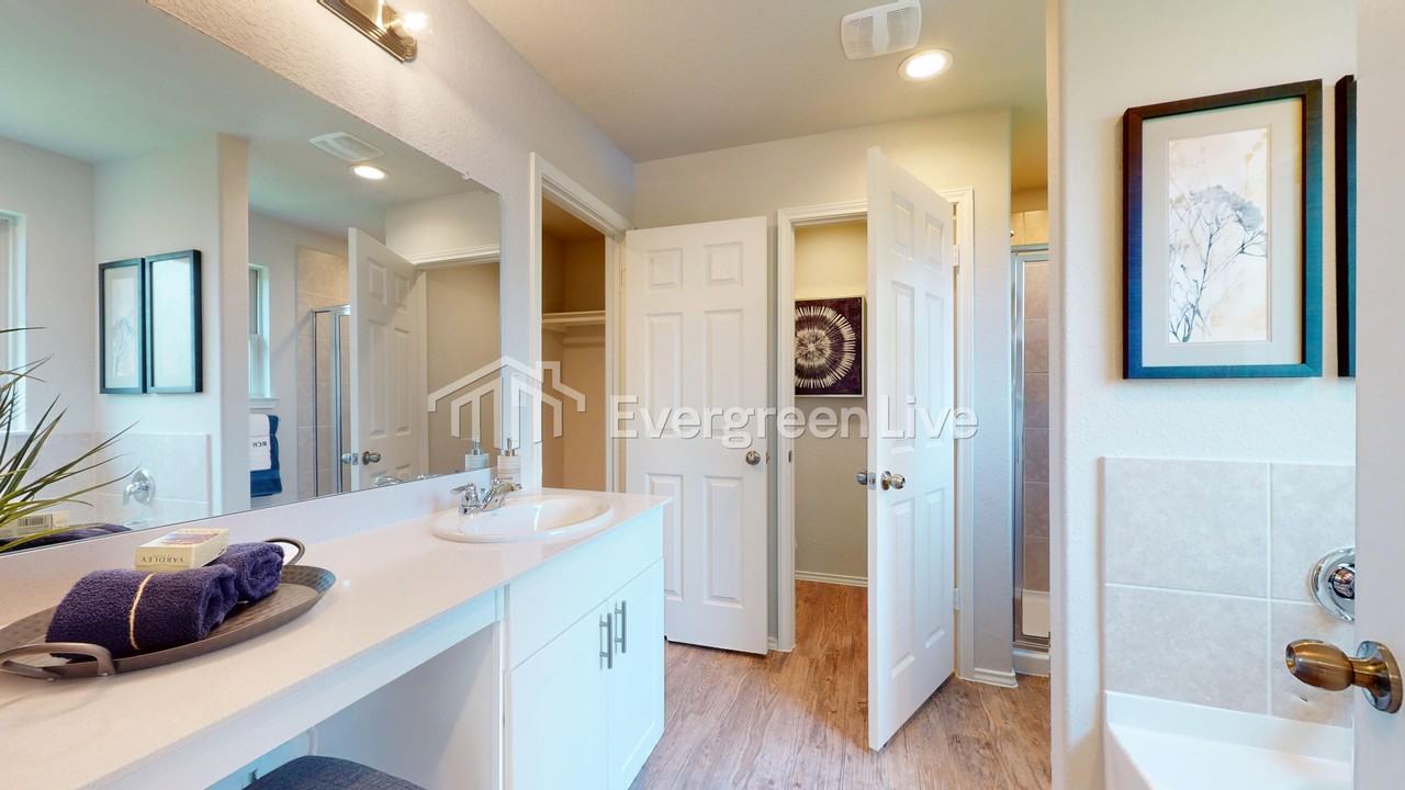 1214 Saddle Dr - Photo 6 of 17