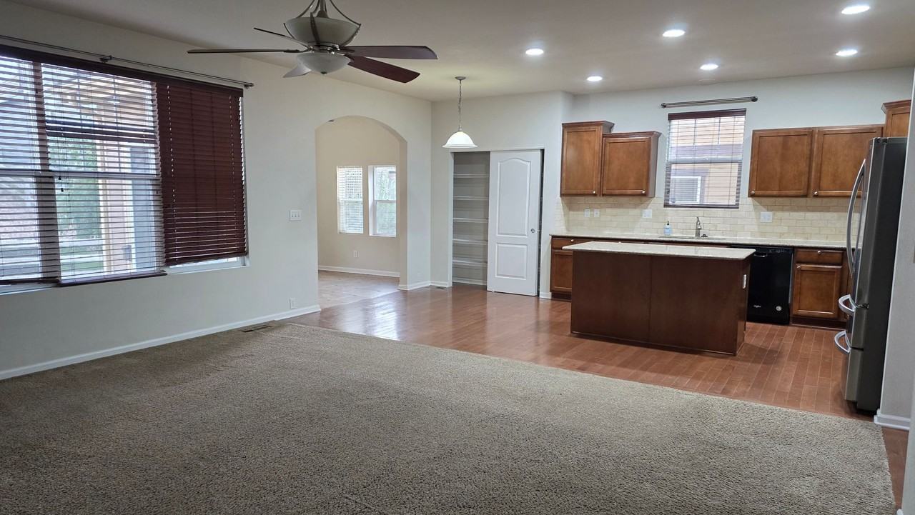 3412 Harvard Pl - Photo 2 of 24