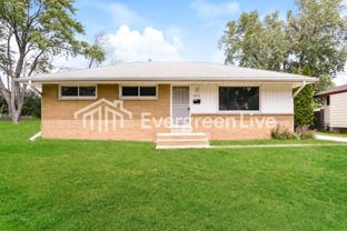 8914 W Custer Ave - Photo 1 of 1