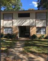 featured image of 608 N Redbud St