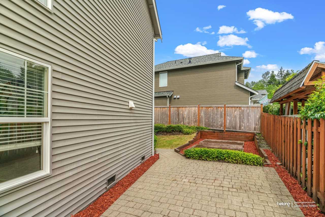14325 70th Ave Se - Photo 6 of 30