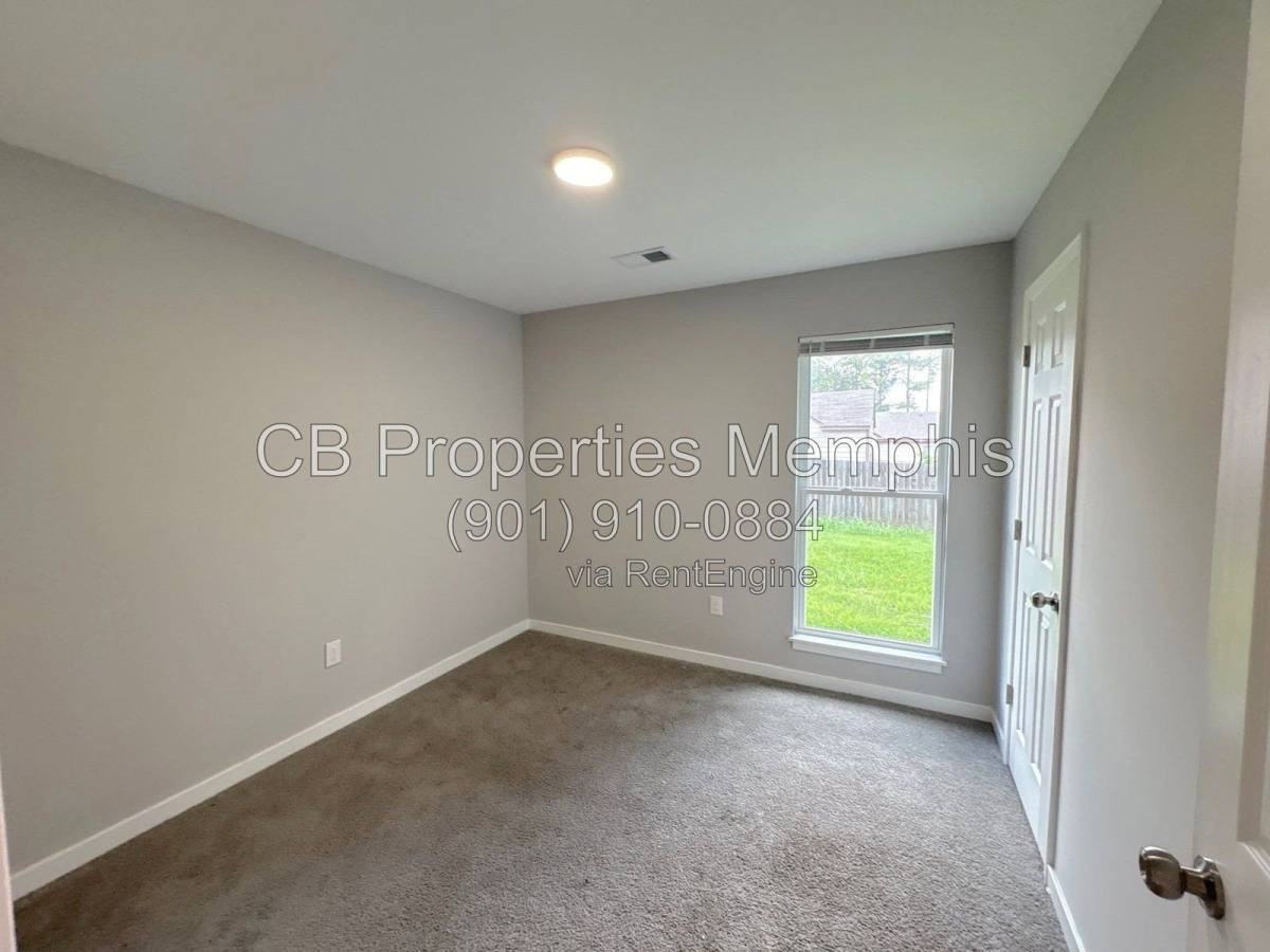 2573 Tutwiler Ave - Photo 4 of 9