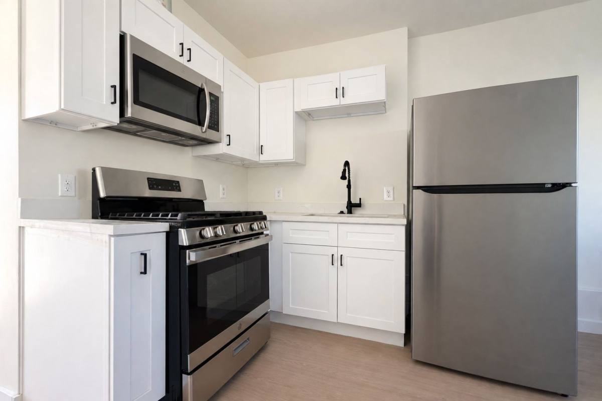 6819 N Figueroa St #25 - Photo 7 of 7