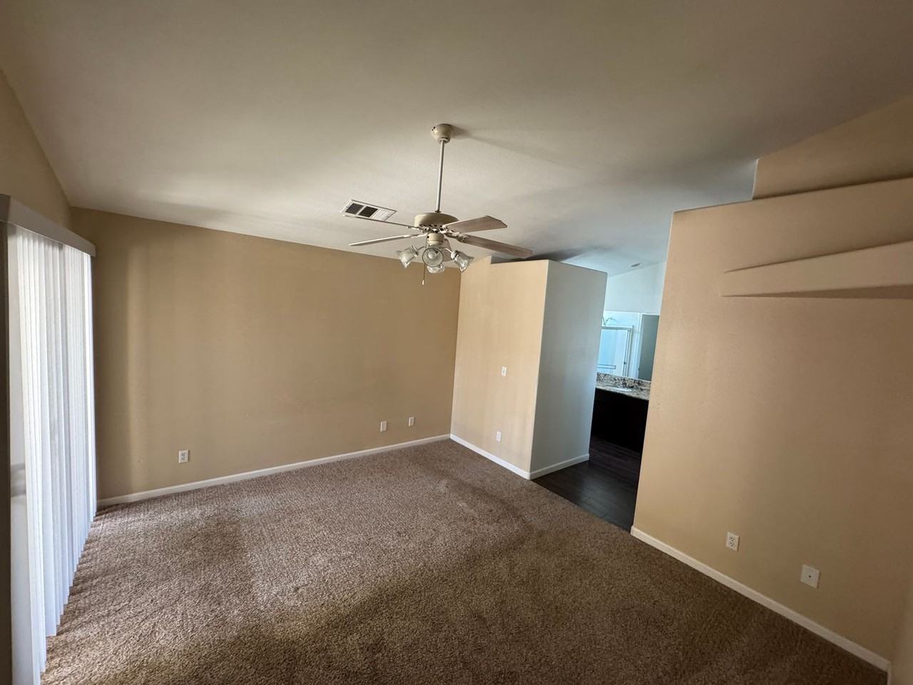 1337 E Sunnyside Ave - Photo 4 of 11