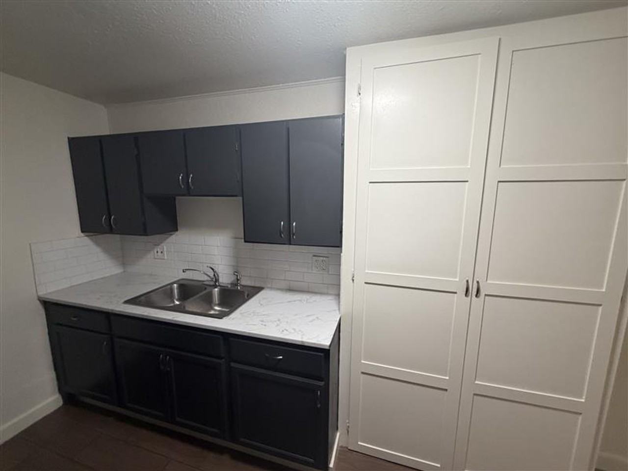 5523 Little Creek St - Photo 6 of 20