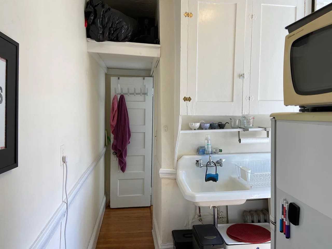 7 Grove St #9 - Photo 5 of 7