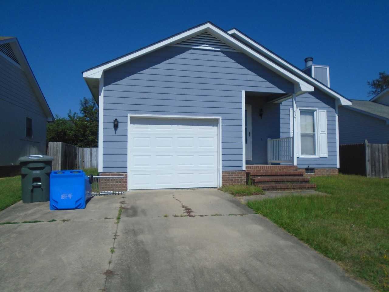 921 Glen Reilly Dr - Photo 2 of 20