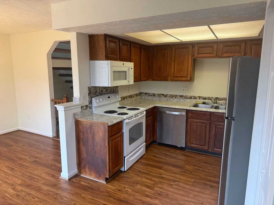 6177 S Steamboat Way - Photo 5 of 9