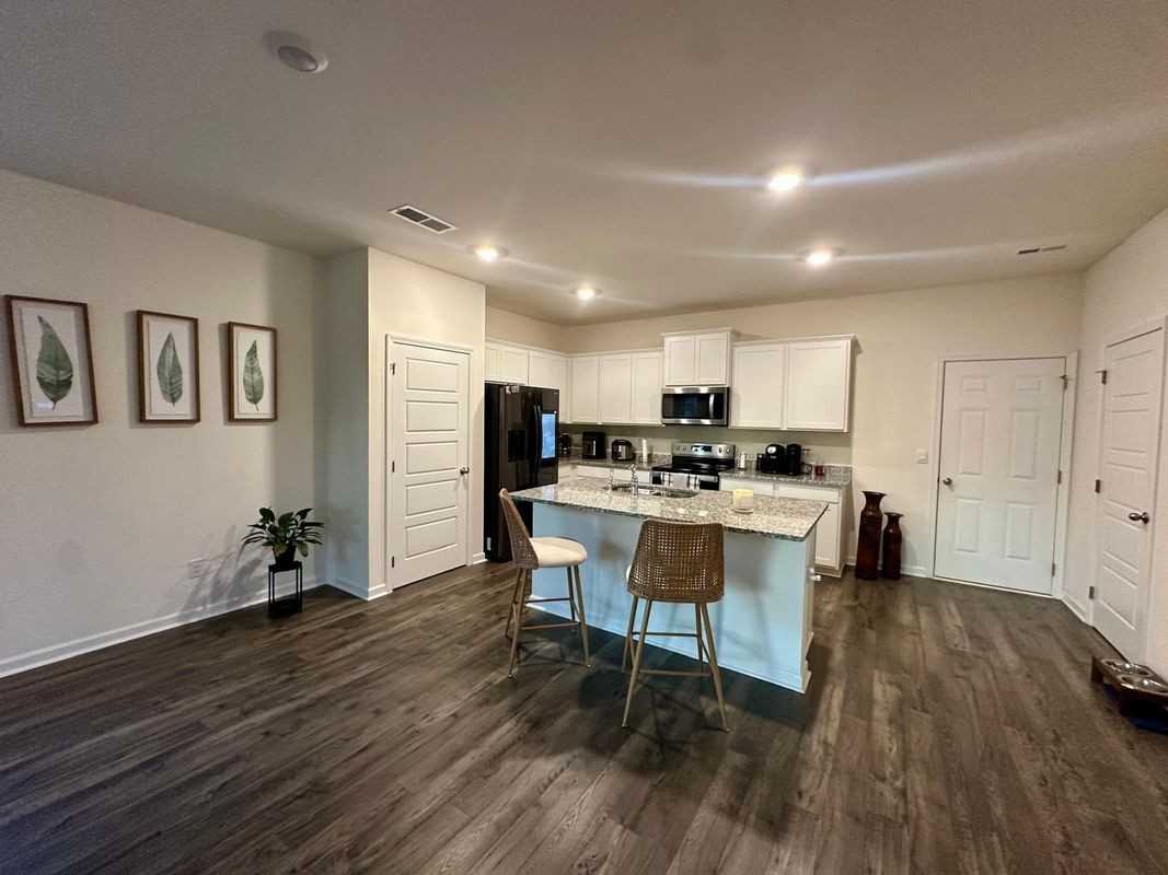 608 Gray Branch Ct - Photo 4 of 33