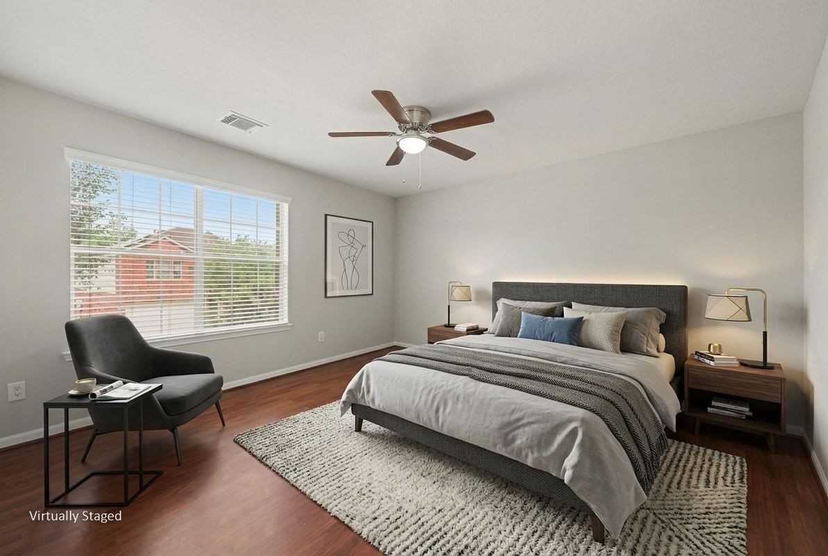 9507 Tolken Way - Photo 4 of 34