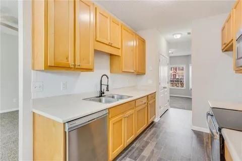 762 Commerce Blvd - Photo 4 of 11