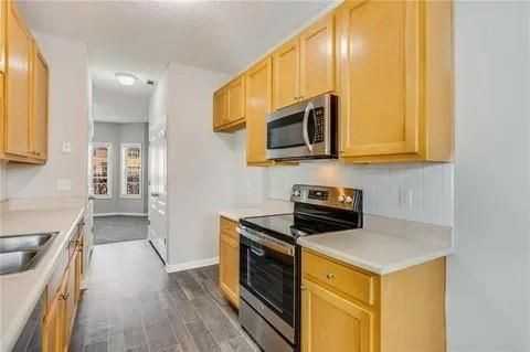 762 Commerce Blvd - Photo 7 of 11