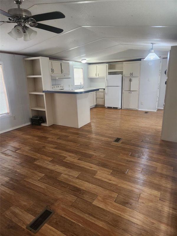 30626 Beyette Rd - Photo 5 of 12