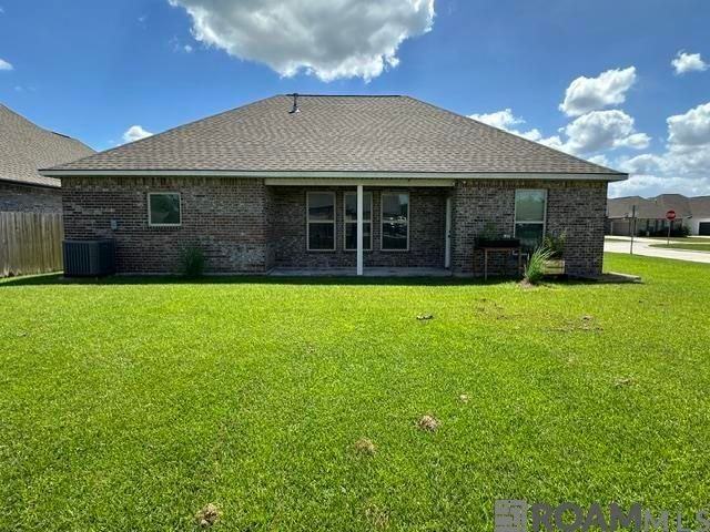152 Adley Ave - Photo 2 of 10