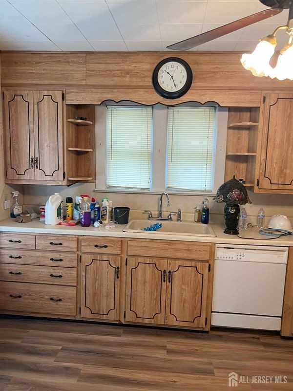 21 Pulaski Ave - Photo 4 of 10