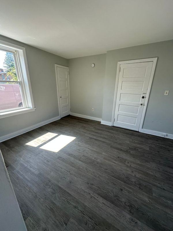 14 S Lewis St ##7 - Photo 4 of 10