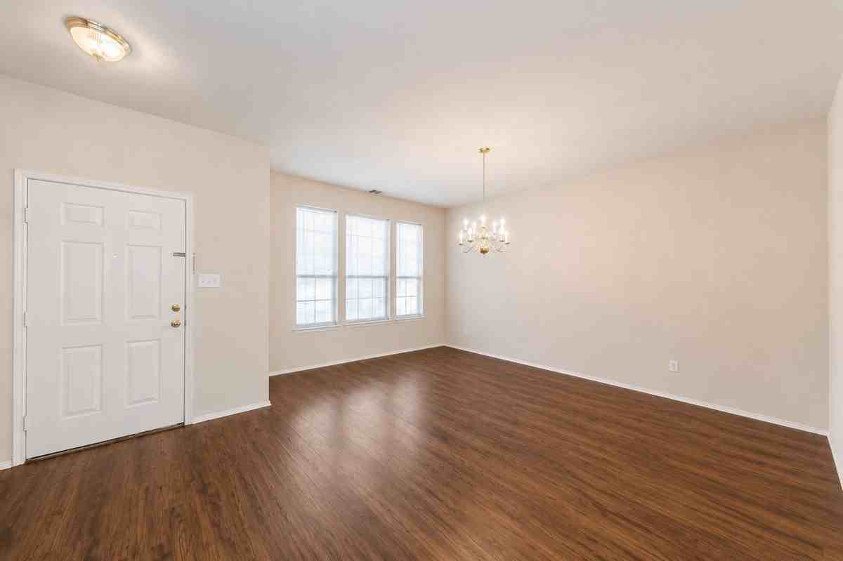 6704 Cambrian Way - Photo 2 of 19