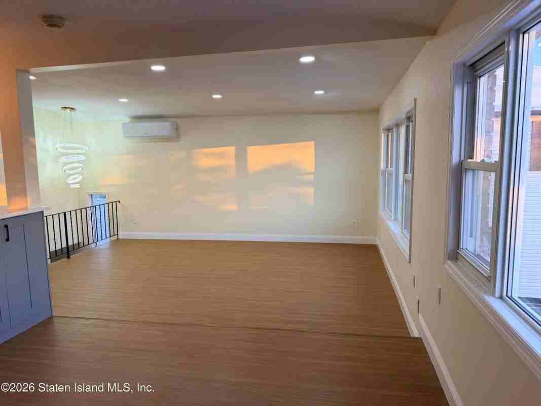 1601 Arden Ave ##2fl - Photo 7 of 11