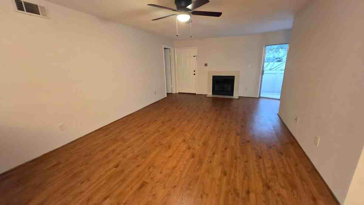 10705 Braes Bend Dr - Photo 3 of 47