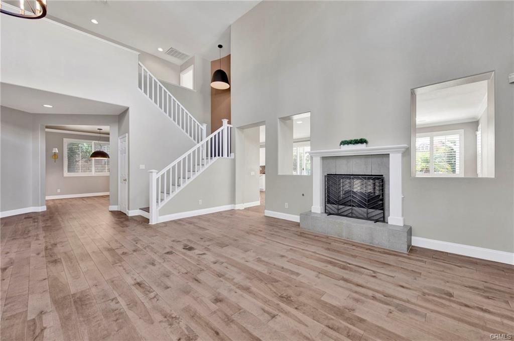 29006 Capri Ct - Photo 3 of 10