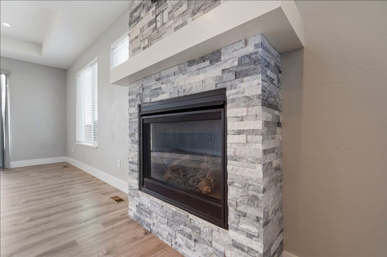 3294 W Giovanni Ln - Photo 6 of 30