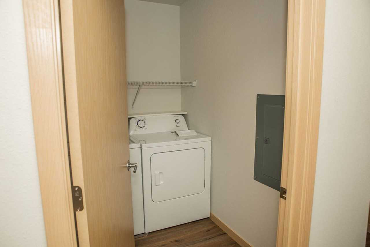 Century Place Apartments - Photo 3 of 7