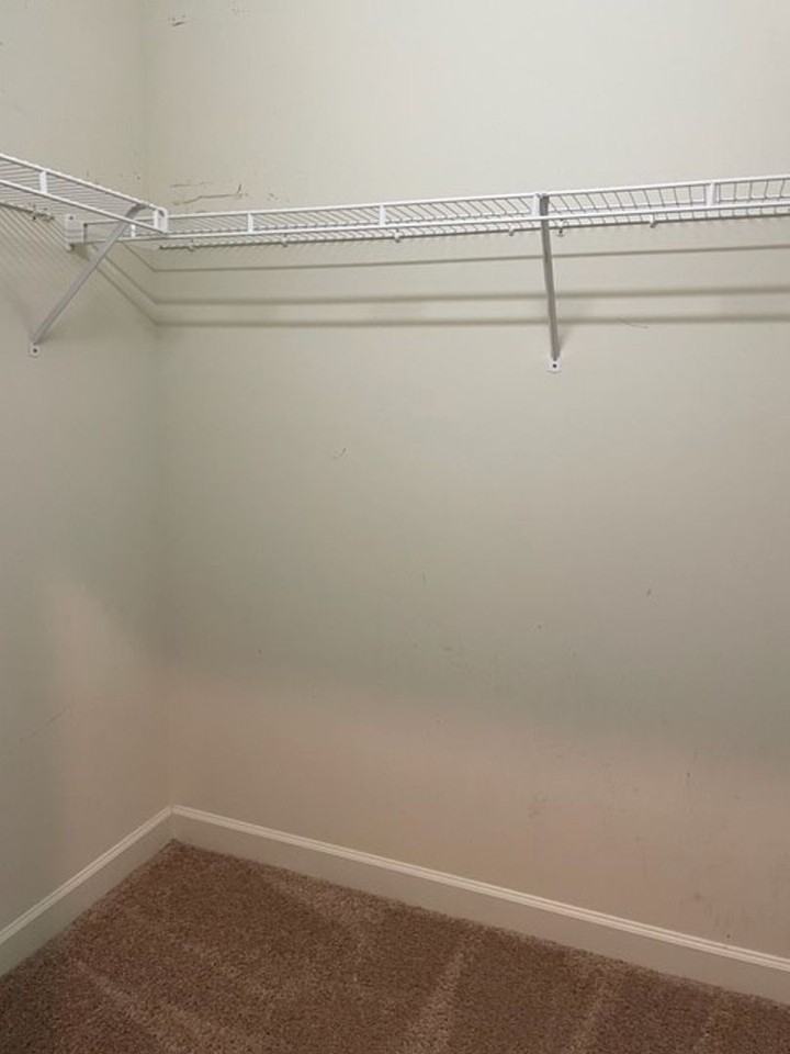 2801 Bloomfield Ln - Photo 6 of 30