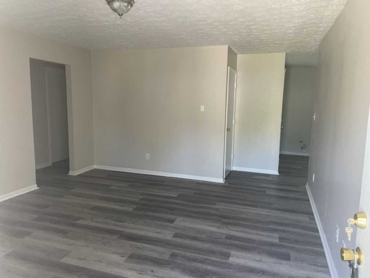3124 Pawnee Dr - Photo 2 of 7