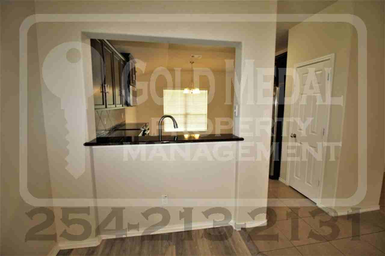 6409 Cool Creek Dr - Photo 7 of 34