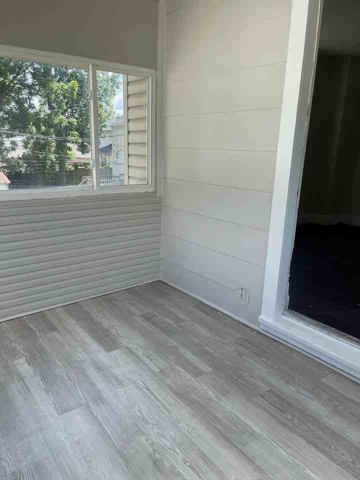 112 Ridge Ave - Photo 4 of 28