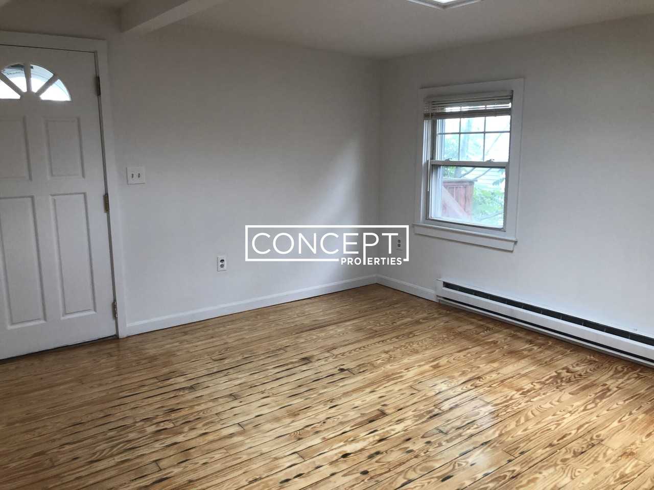 22 Pembroke St #2 - Photo 5 of 41