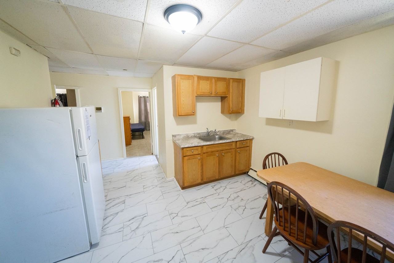 83 - 7 Franklin Street - Photo 4 of 16