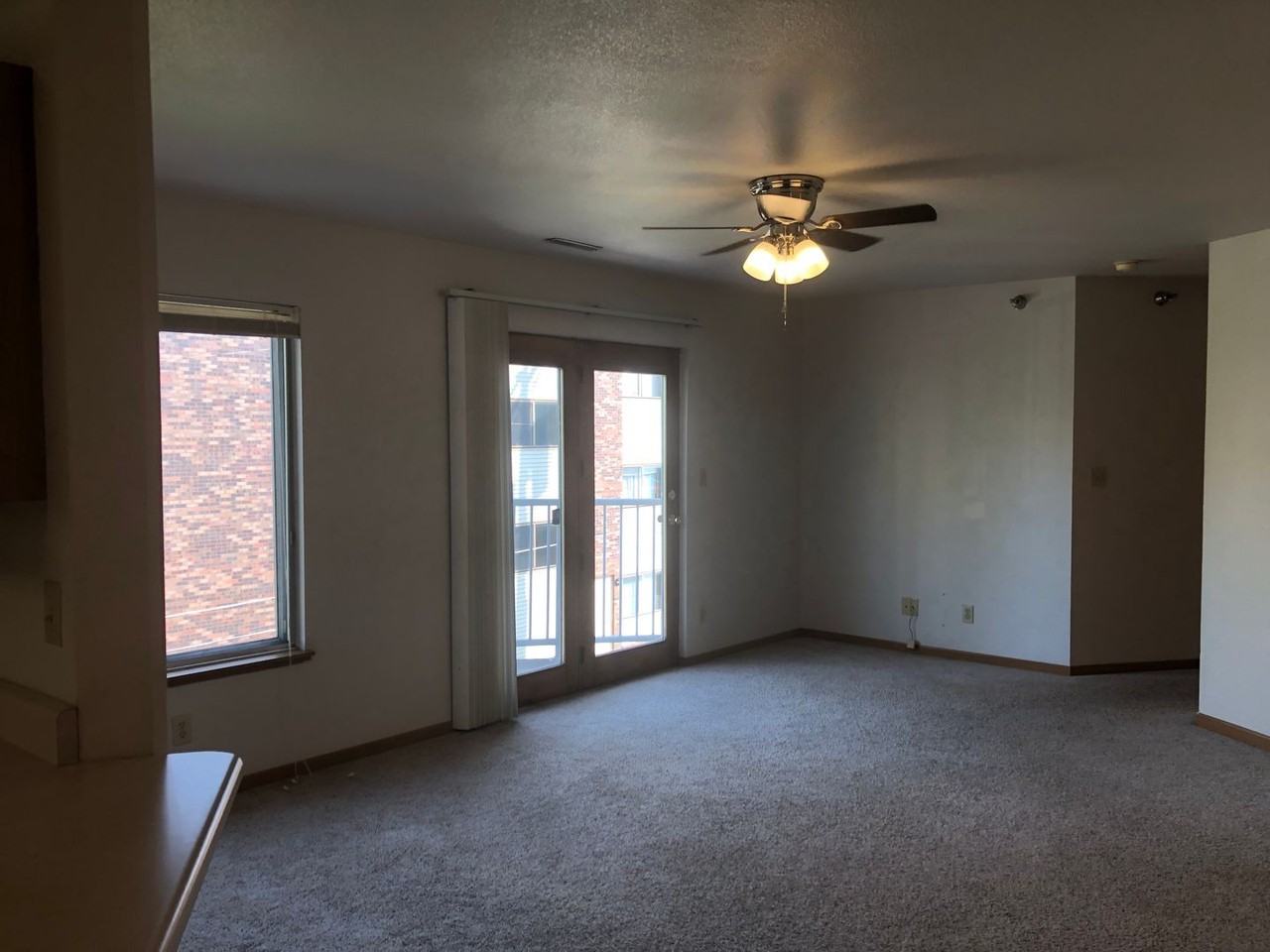 258 N. Hyland - Photo 3 of 50