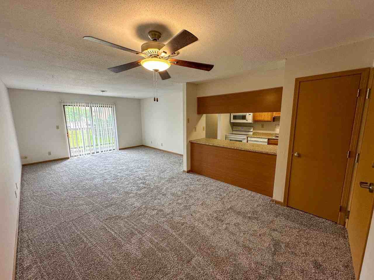 247 Sheldon - Photo 6 of 42