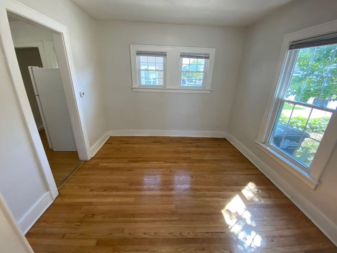 353 N 35th Ave - Photo 4 of 12