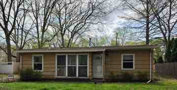 featured image of 1418 Hollycrest Dr
