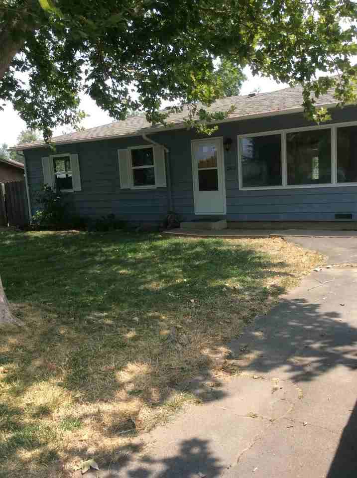 285 Clover Ln - Photo 2 of 33