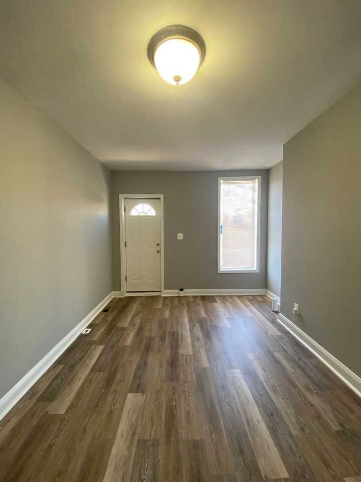 1619 Rutland Ave - Photo 2 of 10