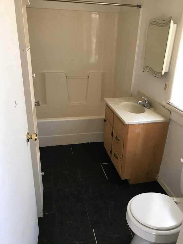 1410 W Nichols St - Photo 2 of 8
