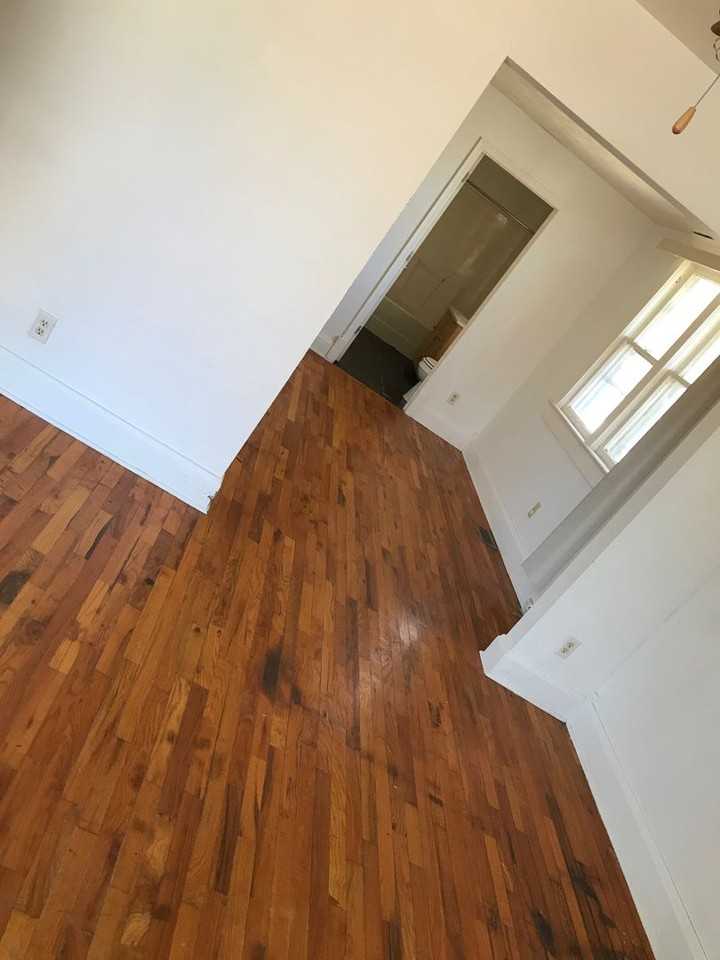 1410 W Nichols St - Photo 3 of 8
